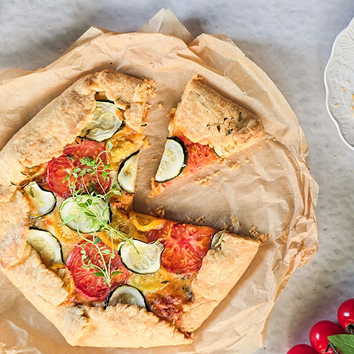 Galette z warzywami i mozzarellą
